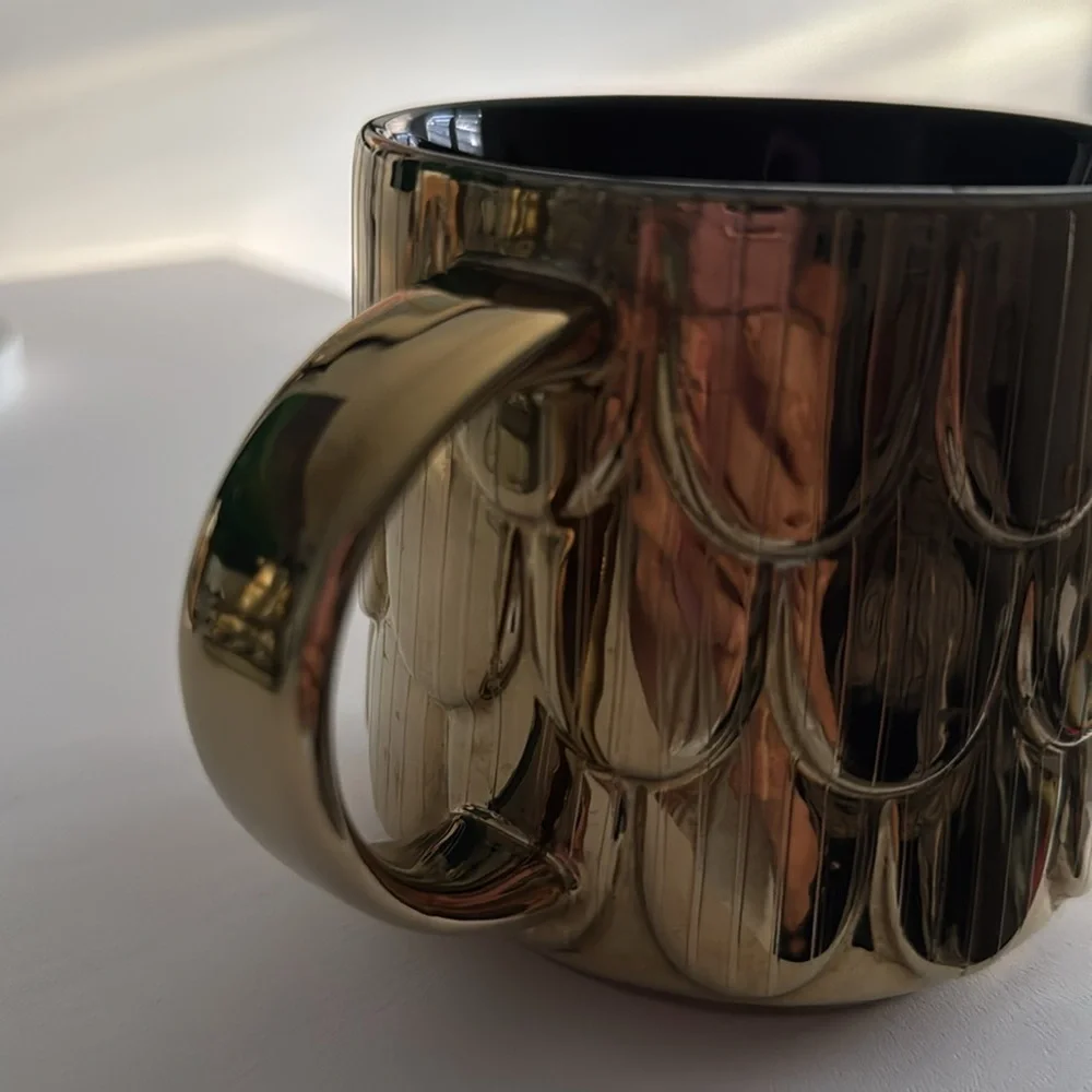 Starbucks Gold Scale Scallop Coffee Mug with Black Inside with White Logo 2019